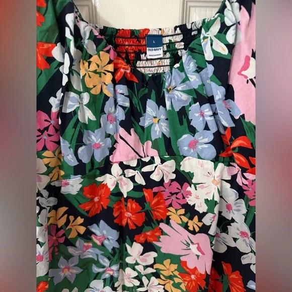 Floral Puff Sleeve Blouse, Size L - Picture 3 of 5